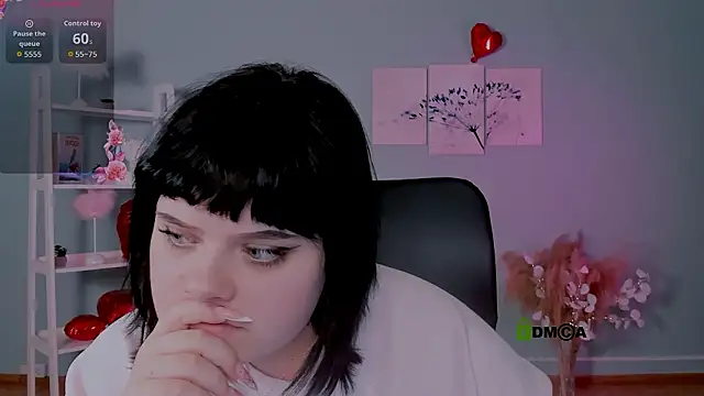 lika_pop's cam snapshot