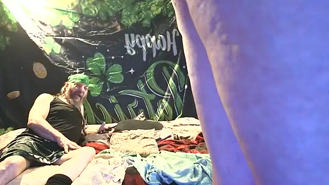 PropertyAndBiker live sex cam