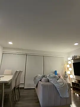 alicee16 live sex cam