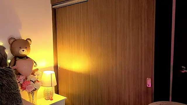 KiimTyler_ live sex cam