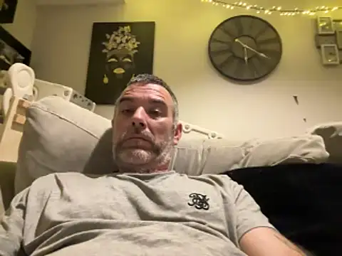 plymouthlad82 live sex cam