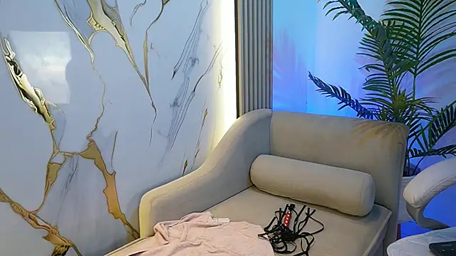 Emma_Walkerr_ live sex cam