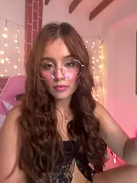 Juanelopez1 live sex cam