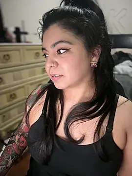 kimmiakiss22's cam snapshot