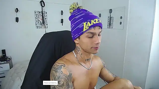 Leonard_Price live sex cam