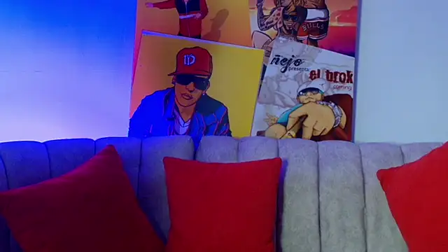 couple_lovelyds live sex cam