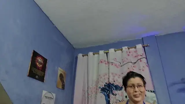 AlexaDark00's cam snapshot