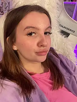 Layla_Bloom's cam snapshot