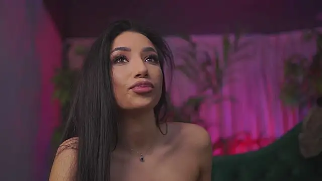 GinaValentinna live sex cam