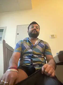 HonedGrub live sex cam