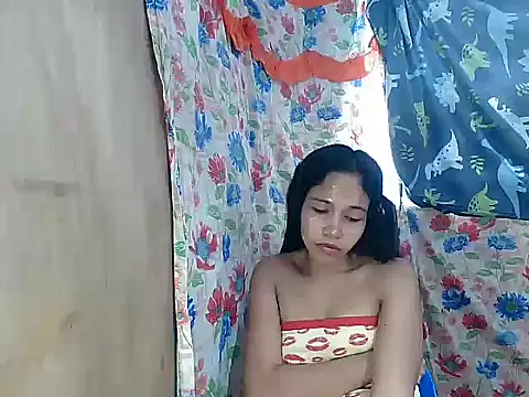 PinaySkinnyGirl's cam snapshot