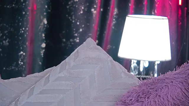 RoseEvann's cam snapshot