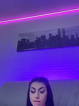 Kira_West's cam snapshot