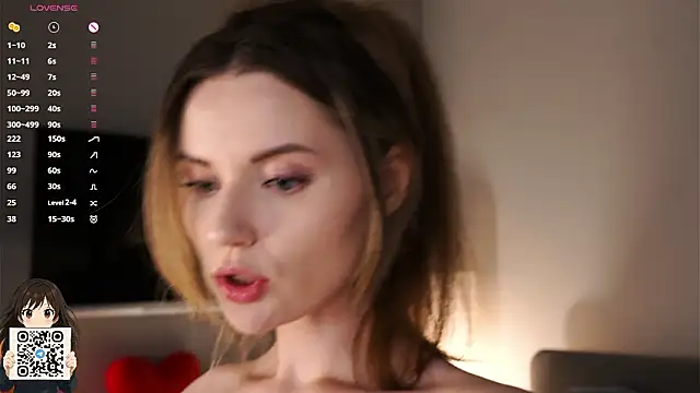 LoraDevon live sex cam