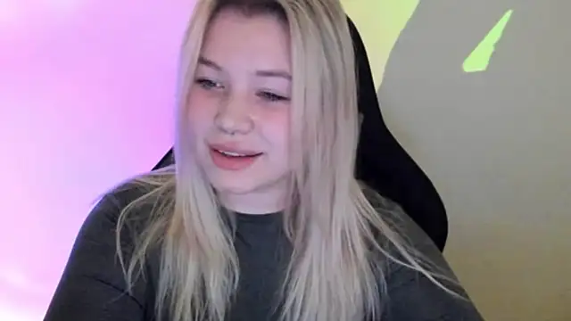 Lulu_Di's cam snapshot