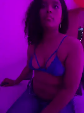 canelaa_sweet5's cam snapshot