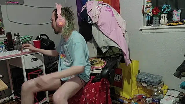 tallnerdyguy's cam snapshot