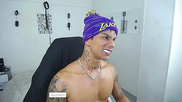 Leonard_Price live sex cam