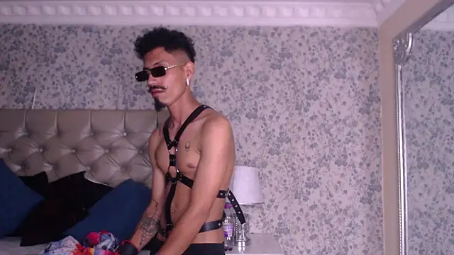 NoaahTylor's cam snapshot