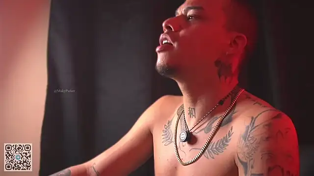 AlphaMasterXxx live sex cam