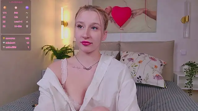 Hey_Lolly_'s cam snapshot