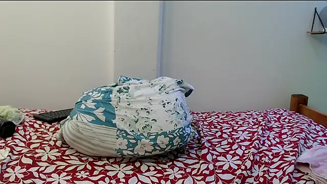 evaleribigtits18's cam snapshot