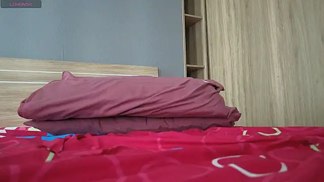 sweety_vikky live sex cam