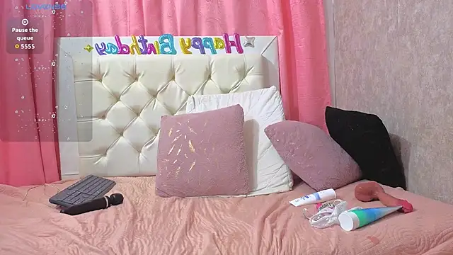 annya_thaylor's cam snapshot