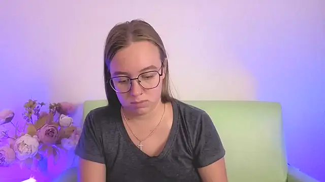 Sofia_Bushe's cam snapshot