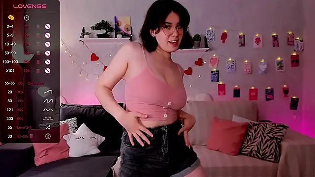 BellaCaress's cam snapshot