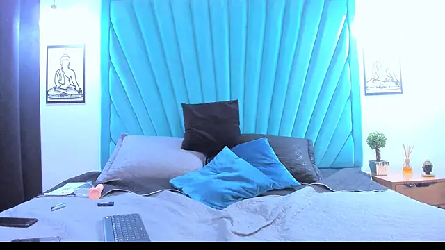 Mia_Reyesjs's cam snapshot