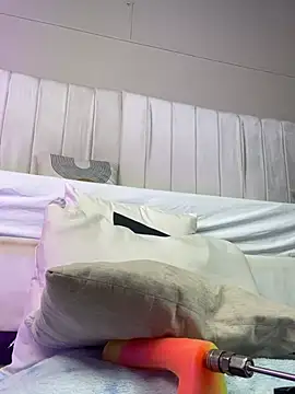 Isabella_falcon's cam snapshot