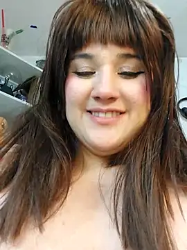 ItsNaiixa live sex cam