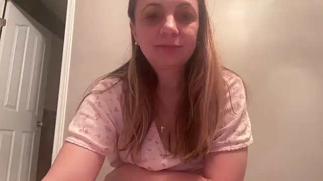 ShyFlameLive's cam snapshot