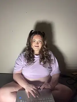 babyizzie's cam snapshot