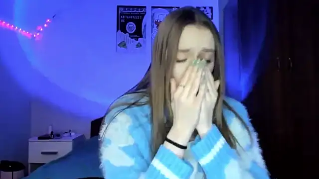 tinyglow's cam snapshot