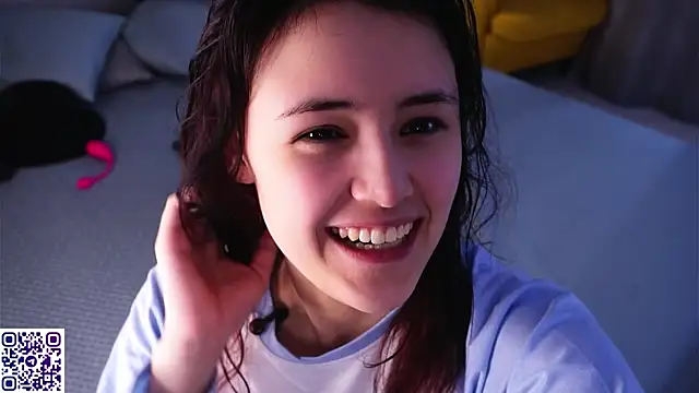 VerlieChahal's cam snapshot