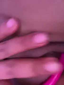 izanmiller2001 live sex cam