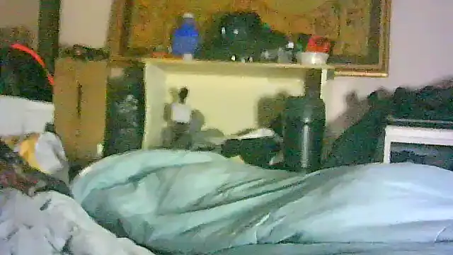 ON3YOULLN3VER_FIR3's cam snapshot