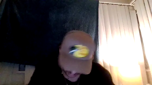 Tallhungandcloudy's cam snapshot