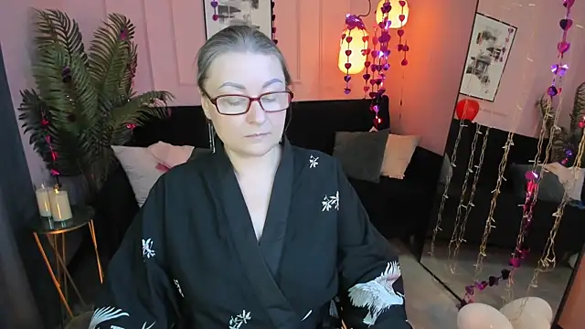 AlexandraKind live sex cam