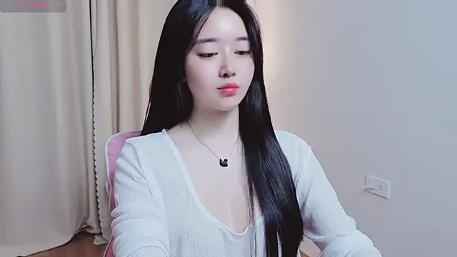 Miu-999 live sex cam