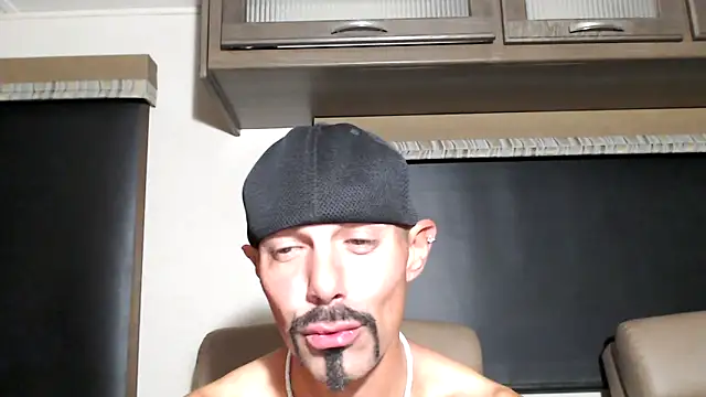 ThickD2C live sex cam