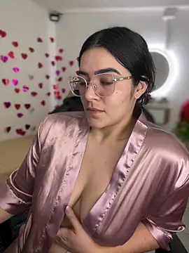 Lia_flowers live sex cam