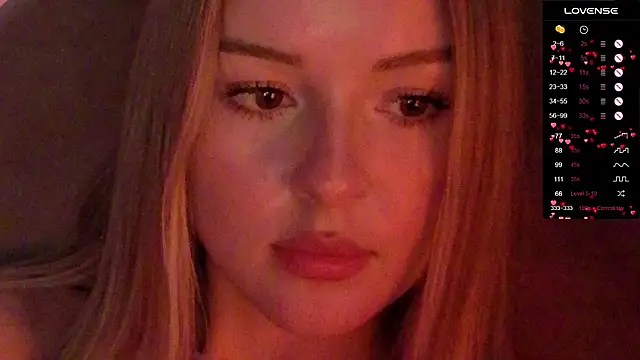 Nestyzz live sex cam