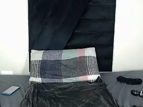 Loyal_Sashaa's cam snapshot