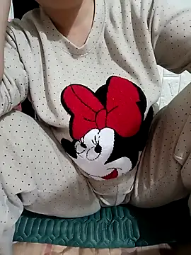 Emily-lonely's cam snapshot