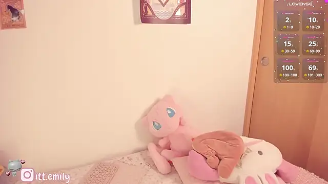 emily_uwu0 live sex cam