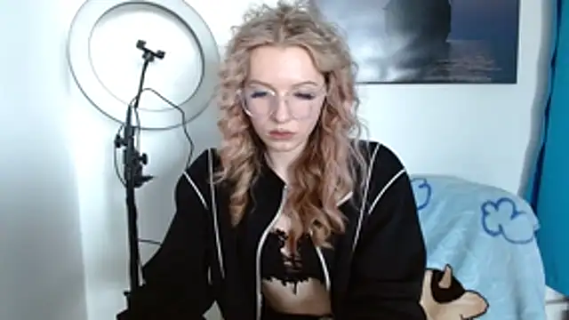 Jennifer_88's cam snapshot