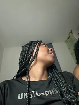 EscorpiLeoncita's cam snapshot